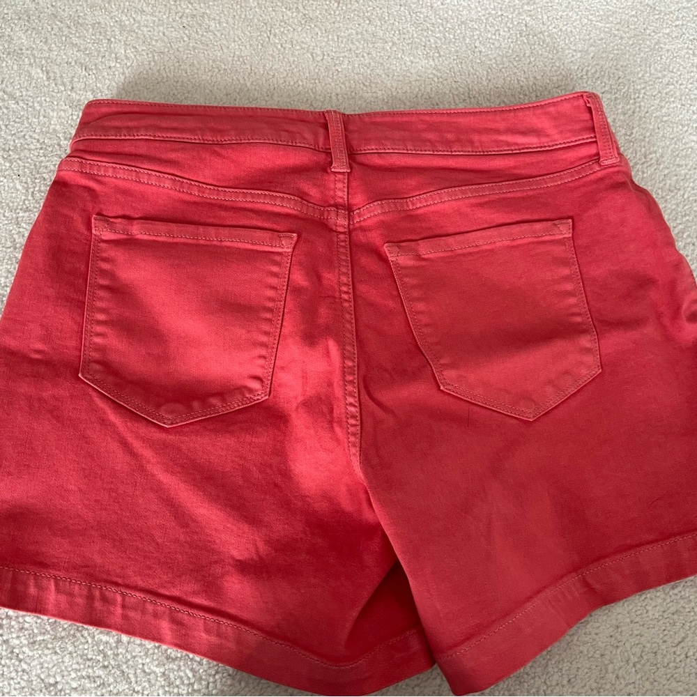 High Rise Mid Length Short. Dark Pink. Size 8. Market & Spruce from Stitch Fix.